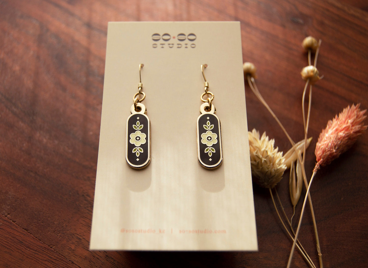 Dainty Oblong Flower Earrings